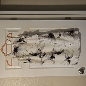 White House Black Market dress size 6